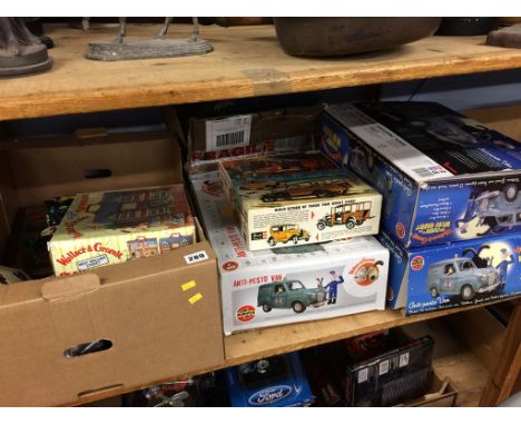 Various model kits and Die Cast models