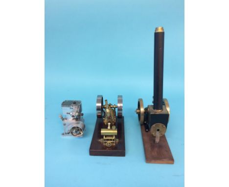 Two Flame Licker engines and one single cylinder Seagull engine (3)