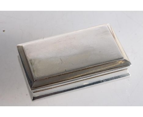George IV silver snuff box of rectangular cushioned shape having gilded interior, by Nathaniel Mills, Birmingham 1827, 61g.
