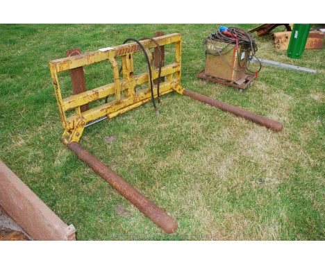 A Twose round bale squeezer, (believed Quicke type fitting).