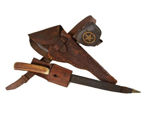 dating: Second half of the 19th Century provenance: USA, Composite set with belt (86 x 2.5 cm). Holster for a revolver of big