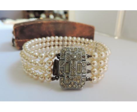 Vintage Art Deco Four Strand Pearl Bracelet in Original Box. A beautiful vintage Lotus Pearls bracelet with four strands of u