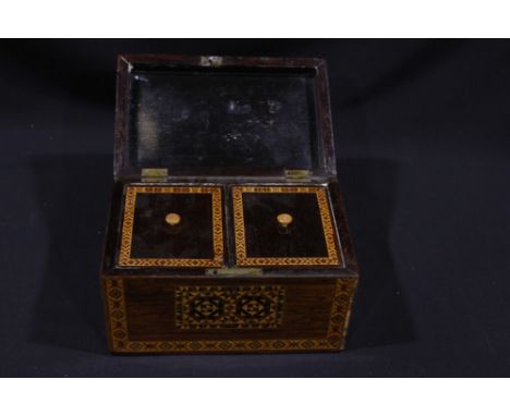 A Victorian rosewood Tunbridge ware two division tea caddy with floral and parquetry inlay, 21cm