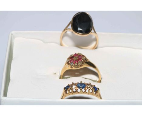 18 carat gold, ruby and diamond ring, 9 carat gold gem set ring, and unmarked ring (3).