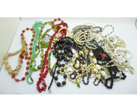 Bead necklaces including vintage Peking glass and agate 