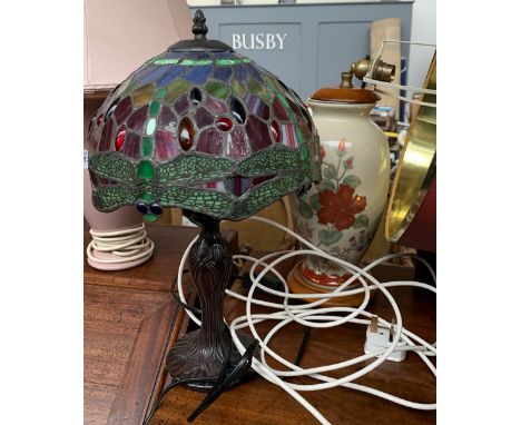 A modern tiffany style table lamp 