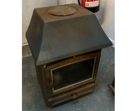 A small Arrow Fires woodburning stove, 47x34x66cmH 