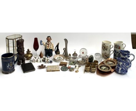 A mixed lot to include thimbles, mother of pearl inlay cigarette case, commemorative mugs, brass kohl pot, Royal Worcester sa