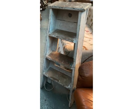 A vintage pine stepladder, with four rungs, 95cmH 