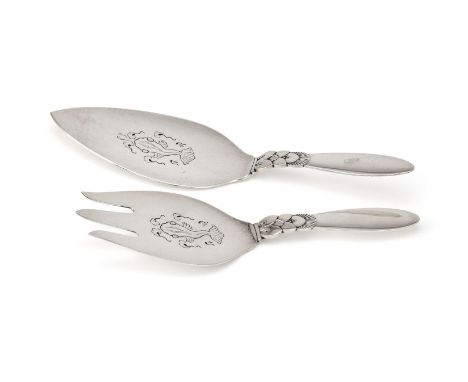 A PAIR OF DANISH SILVER CACTUS PATTERN FISH SERVERS GEORG JENSEN, IMPORT MARKS FOR LONDON 1961 Engraved with a fish The fork 