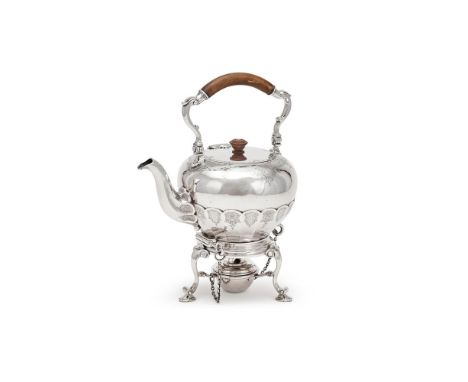 A SILVER KETTLE ON STAND WILLIAM COMYNS & SONS LTD., LONDON 1929 With a wooden finial and swing loop handle, engraved decorat