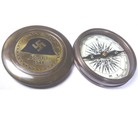 BRASS COMPASS. Brass German compass