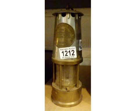 ECCLES LAMP. Eccles protector type 6 safety lamp 