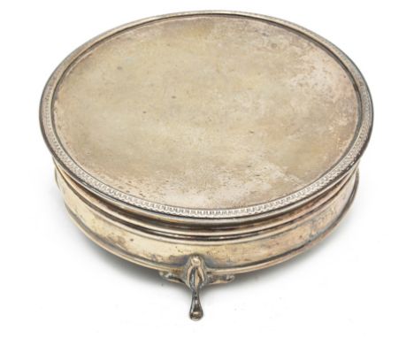 A HM silver large-legged trinket box