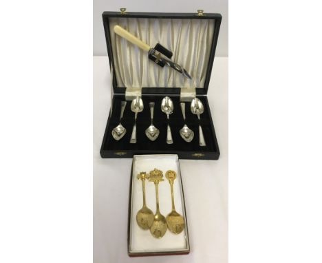 Vintage EPNS grapefruit set in original fitted box. Comprising of 6 shaped spoons and an angled knife.  Together with 3 gilde