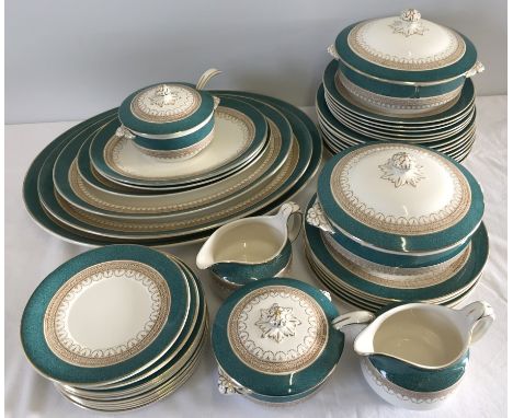Vintage dinner service, Losol Ware 'Claremont' by Keeling & Co Ltd. Comprising: 6 graduated oval serving platters, 2 serving 