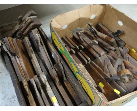 COLLECTION OF VINTAGE WOOD WORKING TOOLS mainly moulding, planes (approx. 35)