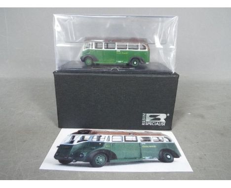 Jotus - A limited edition 1:76 scale London Transport 1939 Leyland Cub model. # CR14. The model is number 161 of only 300 pro