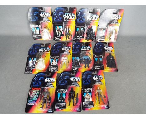Kenner, Star Wars - A collection of 11 carded Star Wars The Power of the Force' action figures from Kenner. Lot includes Prin