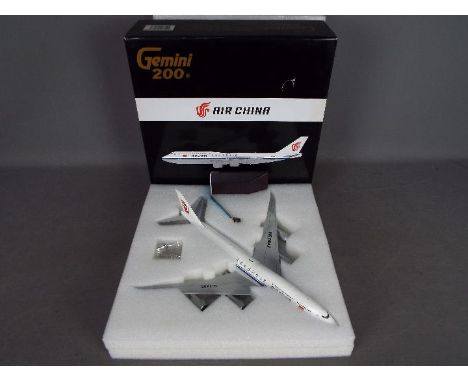 Gemini 200 - A Boeing 747-8i in 1:200 scale in Air China livery with registration number B-286. # G2CCA506. The model appears