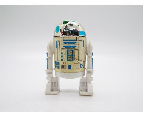 Star Wars, Kenner, LFL - A loose vintage Kenner Star Wars 'Power of the Force - Last 17' action figure 'R2-D2 with Pop-Up Lig