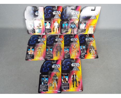 Kenner, Star Wars - A collection of 11 carded Star Wars The Power of the Force' action figures from Kenner. Lot includes R2-D