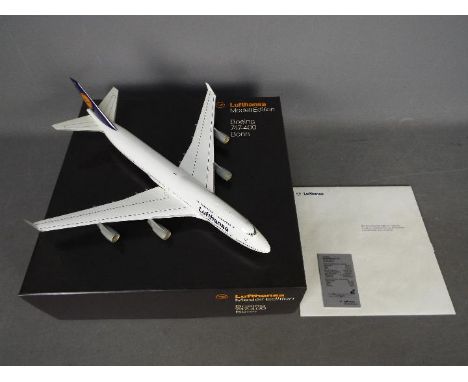 Herpa - Lufthansa - A limited edition 1:200 scale Boeing 747-400 registration number D-ABVB bound for Bonn. The model appears