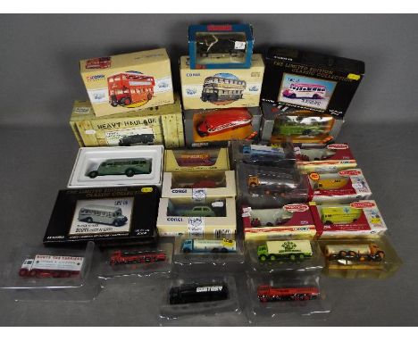 Corgi - EFE - Trackside - A group of 25 x bus and truck models in various scales including limited edition # CC11102 Scammell