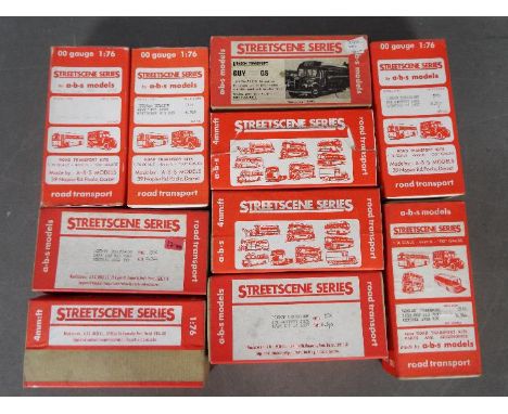Streetscene - A group of 10 x white metal bus model kits in 1:76 scale including London Transport pre war RT, Tilling open st