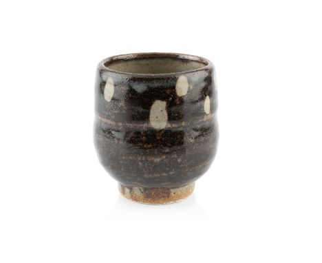 William 'Bill' Marshall (1923-2007)Yunomiwith central band and spotted like decorationimpressed potter's seal mark to the bas