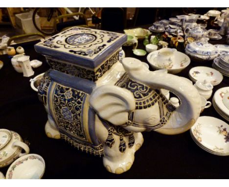 Ceramic elephant seat 