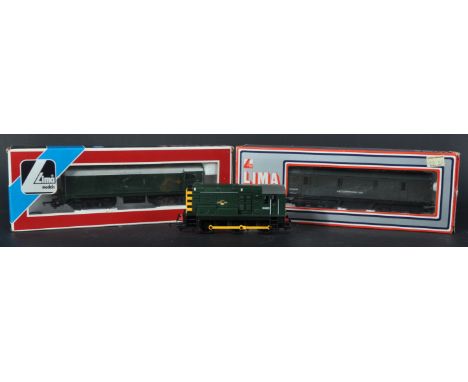 A collection of x3 Lima and Hornby 00 gauge model railway diesel trainset locomotives and carriages comprising; Hornby R1075 