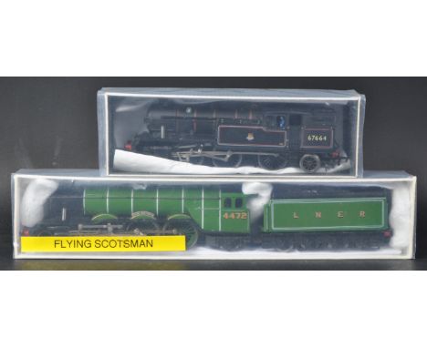Two Hornby and Bachmann ' Branch Line ' 00 gauge model railway trainset locomotive engines comprising; Bachmann&nbsp;31-602 C