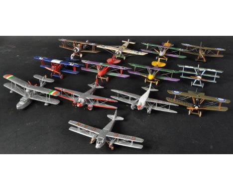 A collection of assorted Corgi made ' Aviation Archive ' and Oxford Diecast 1/48 scale model planes of Military / WWI First W