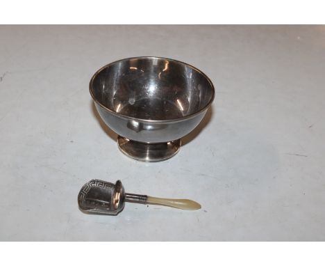 A silver pedestal bowl, approx. 9cm dia.; and a silver caddy spoon with mother of pearl handle, total weight approx. 105gms