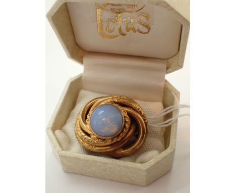 Yellow metal Victorian brooch set with large opal