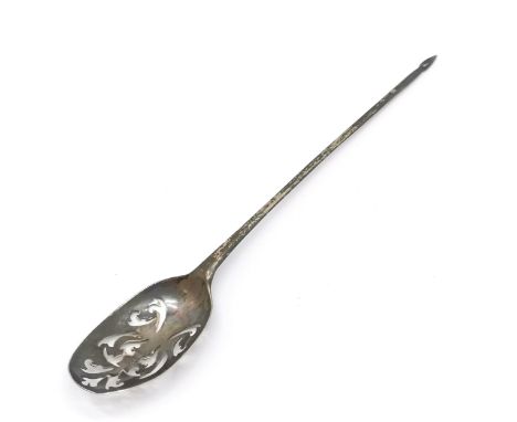 Antique silver mote spoon by WS with pierced bowl - 14cm &amp; 7g ~ bowl a/f 