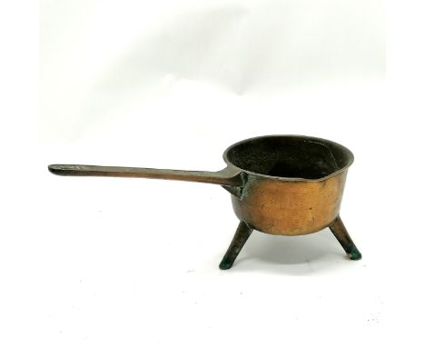 Warner (3P) antique bronze skillet on 3 stile legs - 16.5cm diameter x 15cm high ~ has old fracture to 1 part of rim 