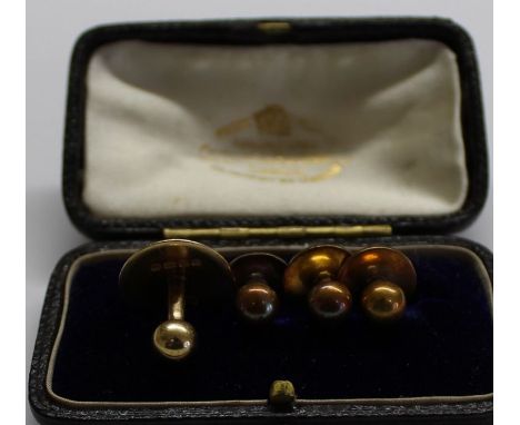 Cased set of 3 + 1 18ct gold shirt studs by J R &amp; S 8.8g