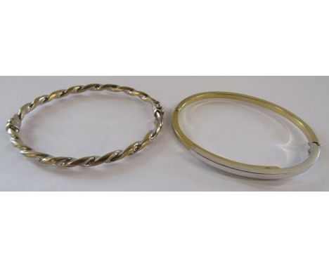 2 bi coloured 9ct gold bangles -&nbsp;gold twist bangle and overlap bangle - total weight 11.14g