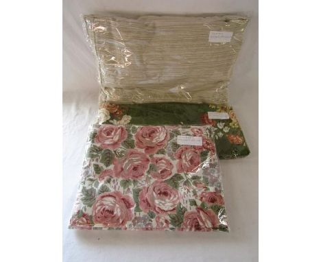 Curtains 2 pairs and single 6ft drop x 15ft wide