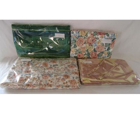 4 lots of curtains - pairs and single&nbsp;