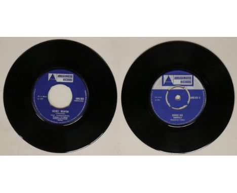 THE CONQUERORS/IMMORTALS - AMALGAMATED RECORDS 7". More monstrous 45s with 2 rarities here. Titles are The Conquerors - Secre
