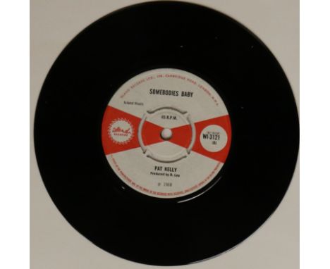 PAT KELLY/BEVERLEY SIMMONS - SOMEBODIES BABY C/W PLEASE DON'T LEAVE ME 7" (ISLAND RECORDS WI-3121). Wicked double header (wit