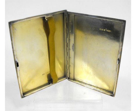 An Asprey patent silver cigarette case with engine turned decoration. 