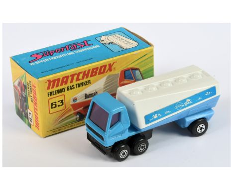 Matchbox Superfast 63b Freeway Gas Tanker "Aral" - light blue Tractor Unit with purple windows, Trailer has light blue plasti