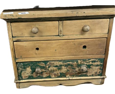 Vintage pine set of drawers, measures approximately 14 inches tall 18 inches wide 8 inches depth