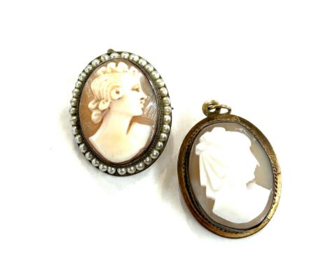 Two vintage Cameo pendants 