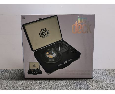 A Juice Deck suitcase vinyl record player with built in speakers (CKL17315).