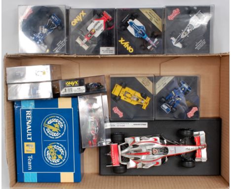 Collection of mixed Formula 1 diecast models, mixed scales, 12 examples by Onyx, Quartzo and Minichamps, examples include Min